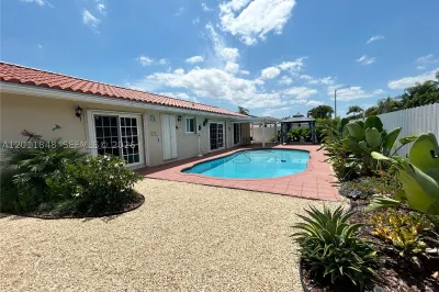 13931 SW 156th Ter 1