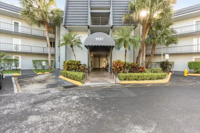 9351 Lime Bay Blvd #209 1