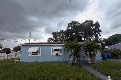 16000 NW 17th Ct 0 1