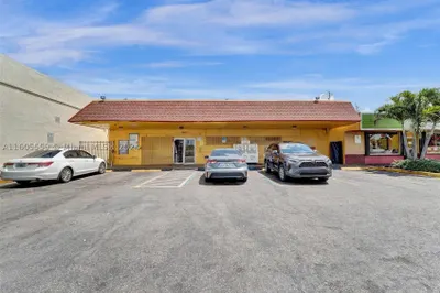 3081 NW 19th St 1