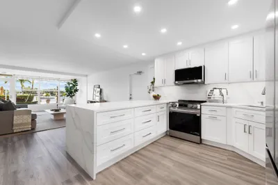 215 N Birch Road #1C 1