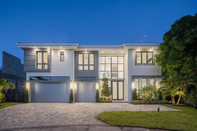 700 NE 29th Pl Boca Raton FL-70
