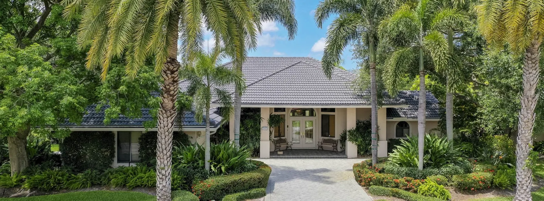 Just Listed | Pretty in Preston | 201 Thornton Drive
