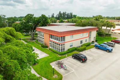 26 PINE ARBOR Lane #207 1