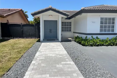1260 SW 142nd Ct 1