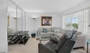 4071 Cornwall D Photo