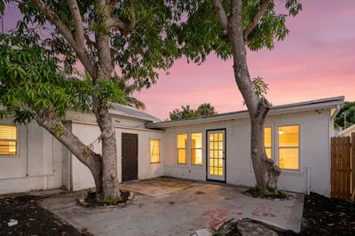526 38th Street 1