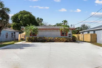 617 NW 15th Avenue 1