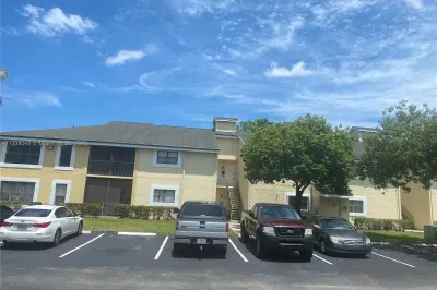 4086 N Pine Island Rd #510 1