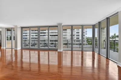 1180 S Ocean Boulevard #3f 1