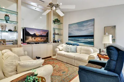 6903 Geminata Oak Court 1