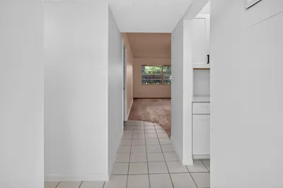 5061 W OAKLAND PARK Boulevard #113 1