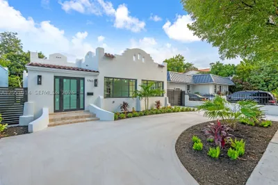 1760 SW 16th Ter 1