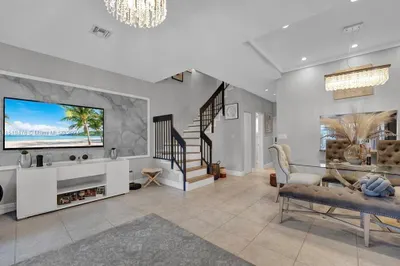 108 E Hemingway Cir #108 1