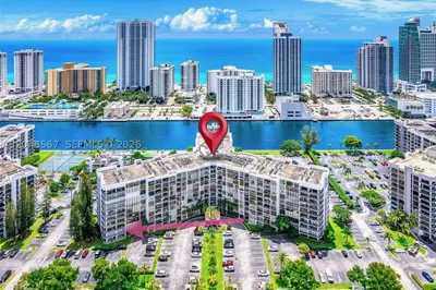800 Parkview Dr #230 1