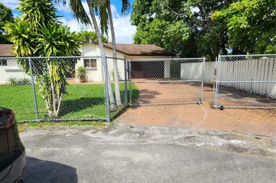 18520 SW 127th Pl 1