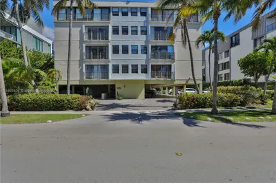 115 Sunrise Dr #3B 1