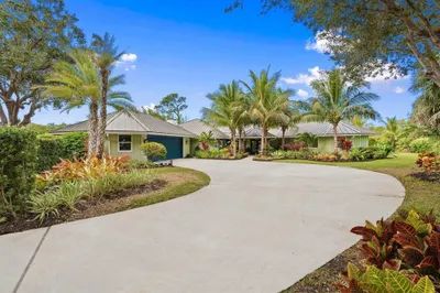 4330 SW Thistle Terrace 1