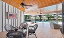 1988 Colonial Dr Photo