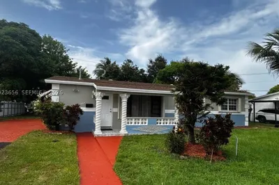 1225 NW 189th Ter 1