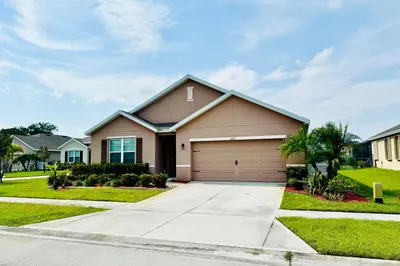 2251 SW Garfield Drive Sw 1