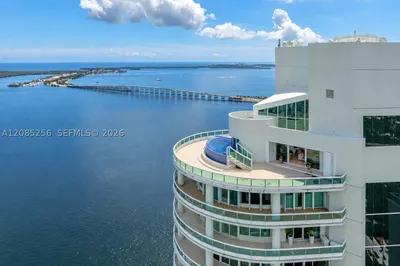 1643 Brickell Ave #4901 1