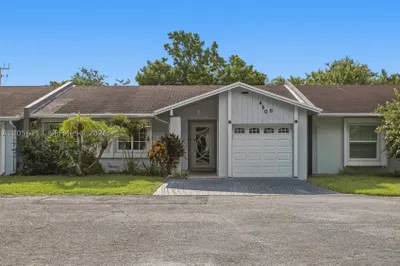 450 E Lakewood Cir E #B 1