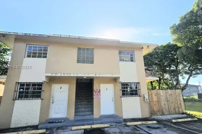 2835 NW 22nd Ave 1