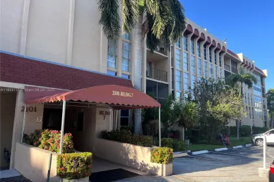 Entrance to Lobby