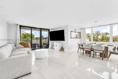 3912 S Ocean Blvd #306 1