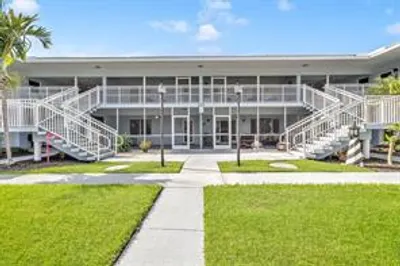 2835 NE 28TH Avenue #1 1