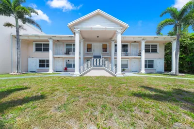 4521 NE 21st Avenue #1 1