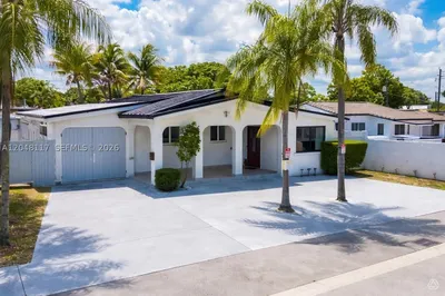 114 SW Sw 57th Ct 1