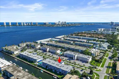 131 Doolen Court #207 1