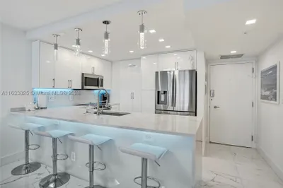 3015 N Ocean Blvd #14B 1