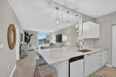 625 Casa Loma Boulevard #506 1
