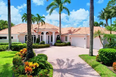 2449 Chesapeake Circle 1