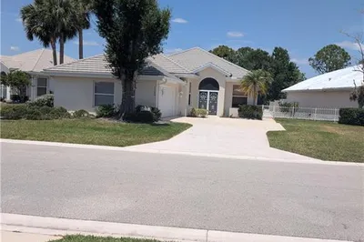 7756 SE Bay Cedar Circle 1