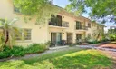 1239 Mariposa Ave #6 Photo