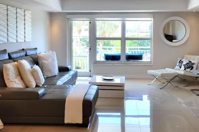 3000 E SUNRISE Boulevard #2B 1