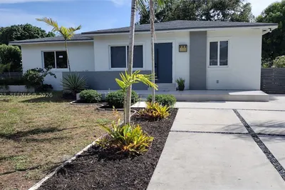 300 S Biscayne River Dr 1