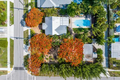304 SE 4th Avenue 1