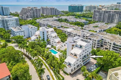 50 Ocean Lane Dr #303 1