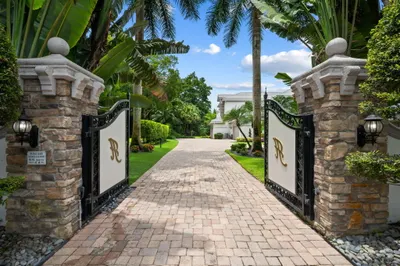 8950 NW 70th Court 1