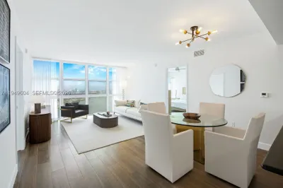 50 Biscayne Blvd #3904 1