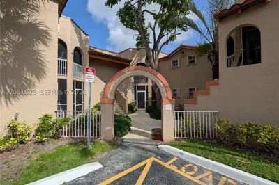 301 SW 86th Ave #101 1