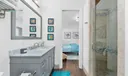 314 W Riverside Drive Photo