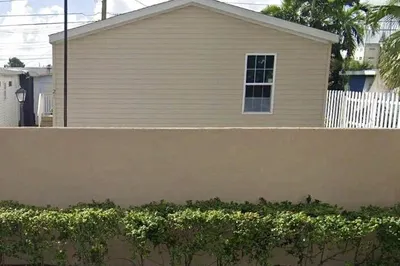 821 SW 1st Street 1