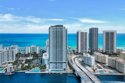 4010 S Ocean Drive #T4008 1