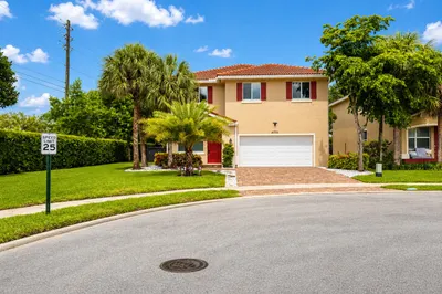 4773 Foxtail Palm Court 1
